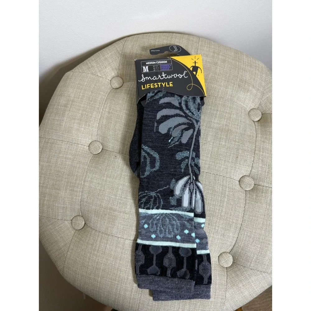 NWT Smartwool Lifestyle Merino Knee High Socks Womens M Charcoal Floral Pattern